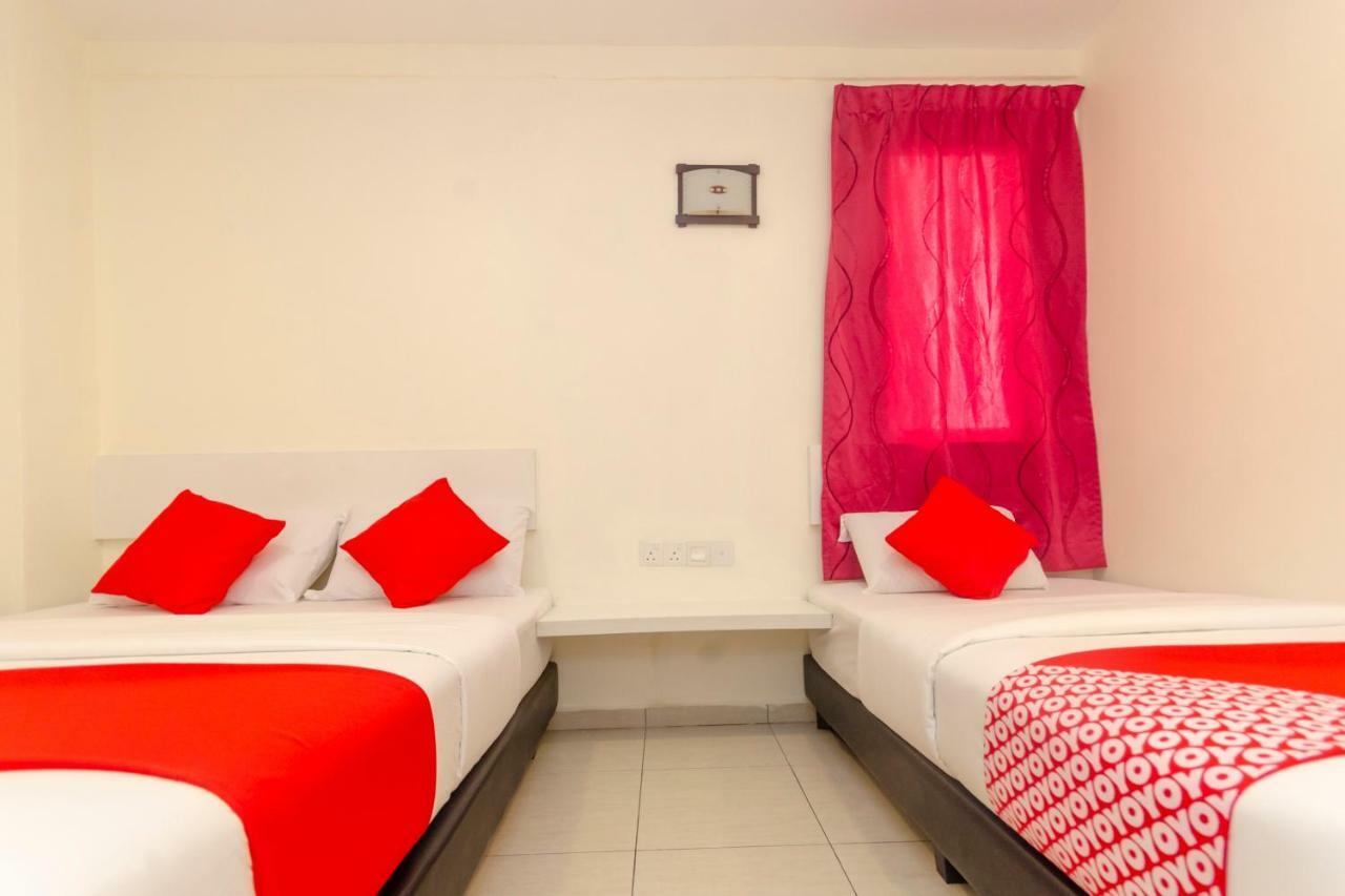 Oyo 1010 Skudai Hotel Dış mekan fotoğraf