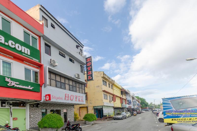 Oyo 1010 Skudai Hotel Dış mekan fotoğraf