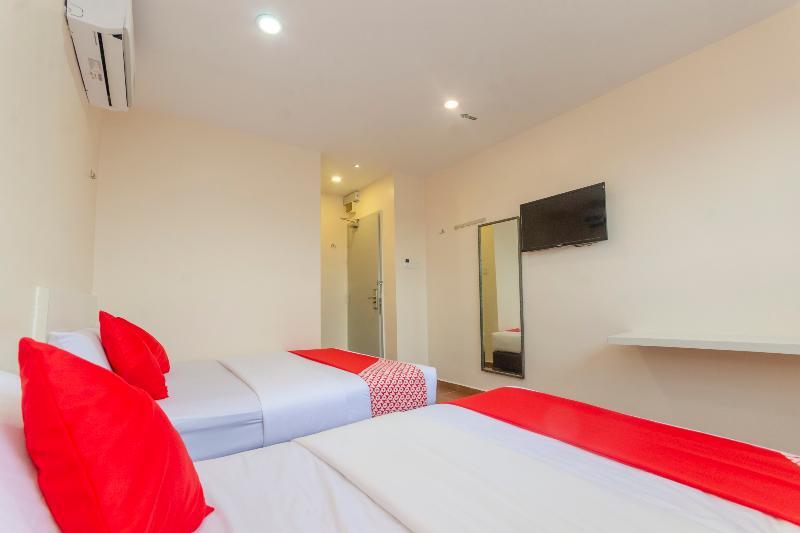Oyo 1010 Skudai Hotel Dış mekan fotoğraf