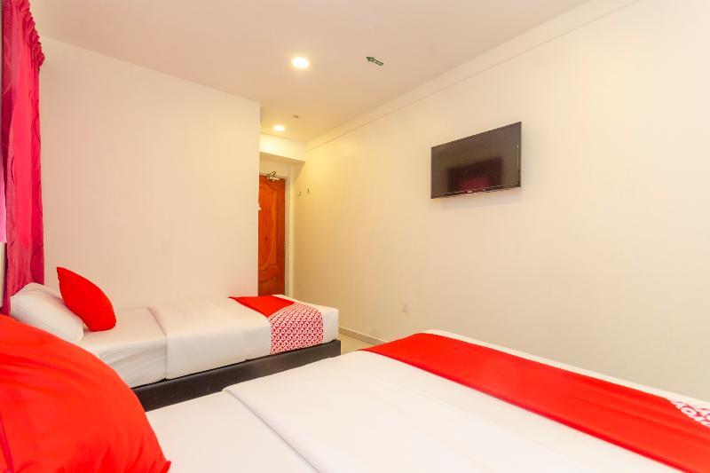 Oyo 1010 Skudai Hotel Dış mekan fotoğraf
