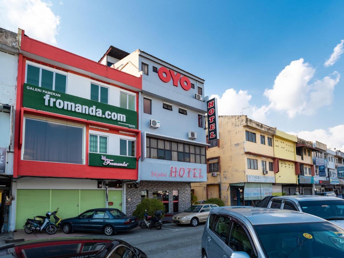 Oyo 1010 Skudai Hotel Dış mekan fotoğraf